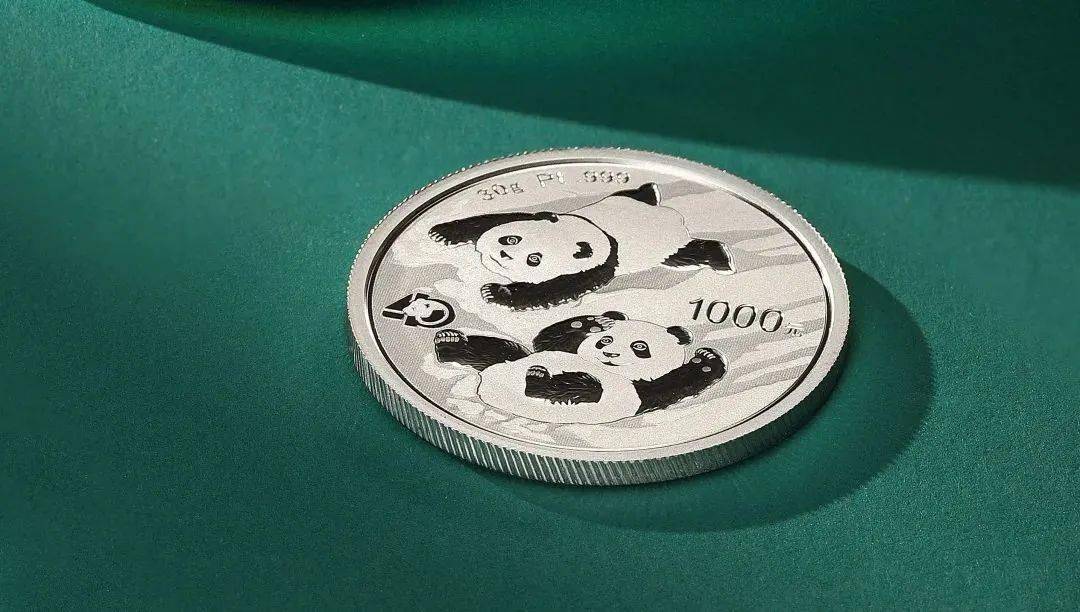 关于熊猫铂币，你都知道哪些知识？盘点我国的熊猫铂币！