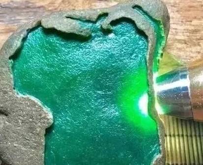 100万缅币在瓦城淘的翡翠原石，切开后满心欢喜，下一个就是你！