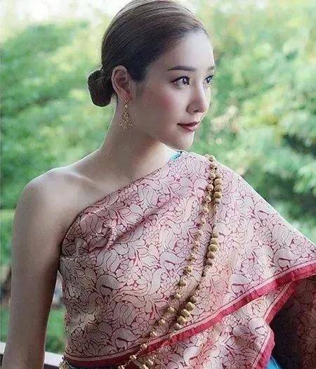 女儿的命只值580万网民币？这位国外女星的母亲的回应是：对