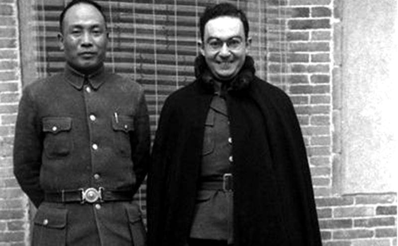 汤恩伯的妻子，以美貌智慧著称，生下5个孩子后与汤恩伯反目成仇