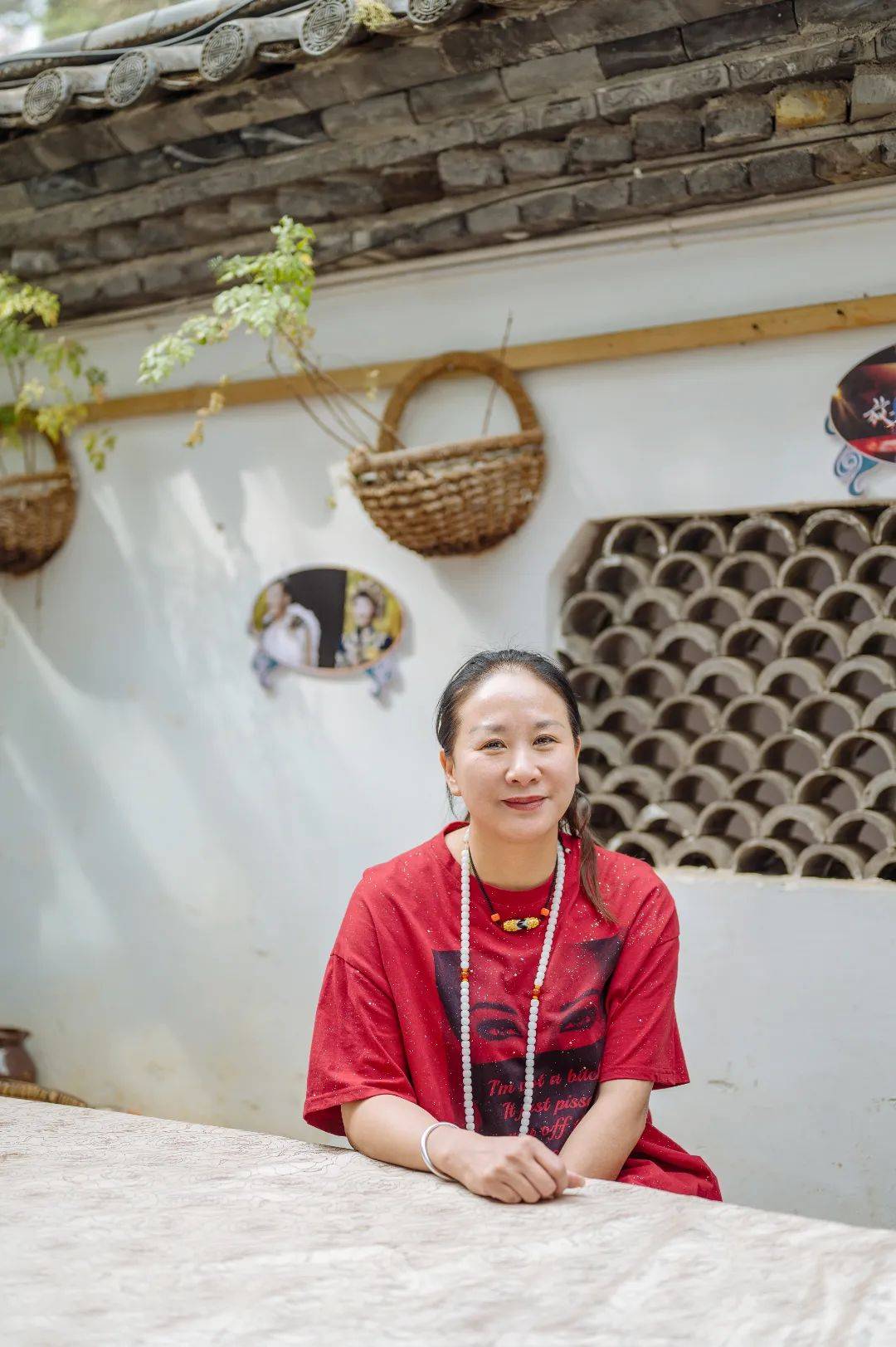拉伯阿新背后的女人