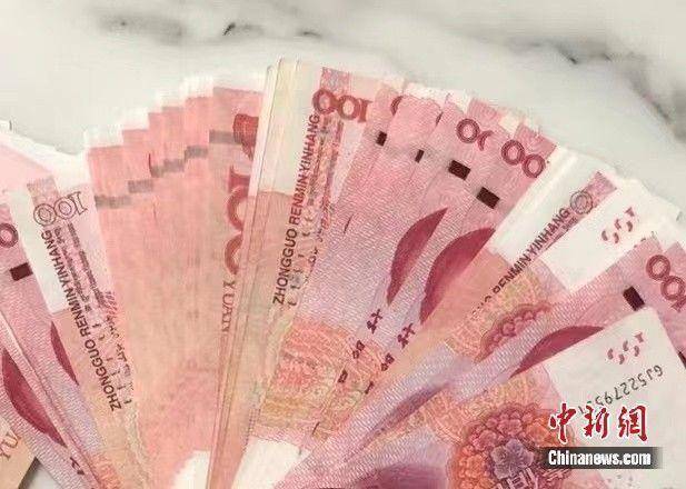 人民币对美元月内贬值1450个基点 未来走势会如何？