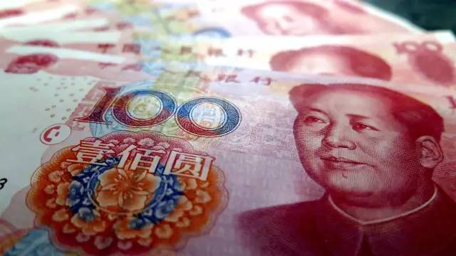 媒体：人民币首次成为俄罗斯交易量最大的外币