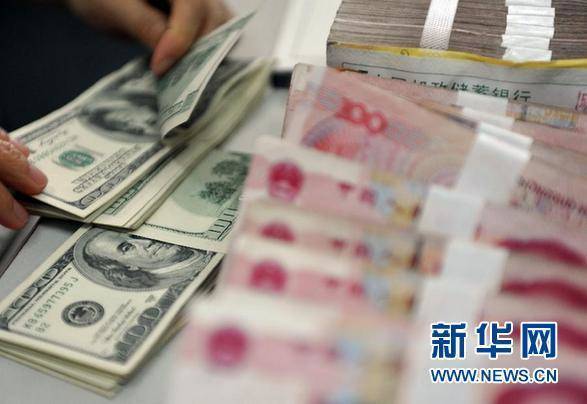 金钟：得不到美元援助时，它们才会看向人民币？