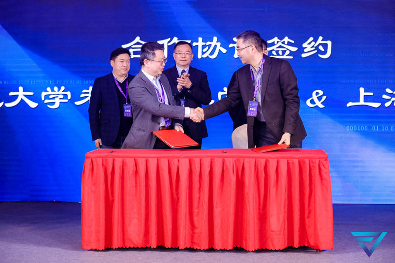 人民币跨境收付金额明显上升，钱怎么走、多久到账？汇款路径规划，就听导航的