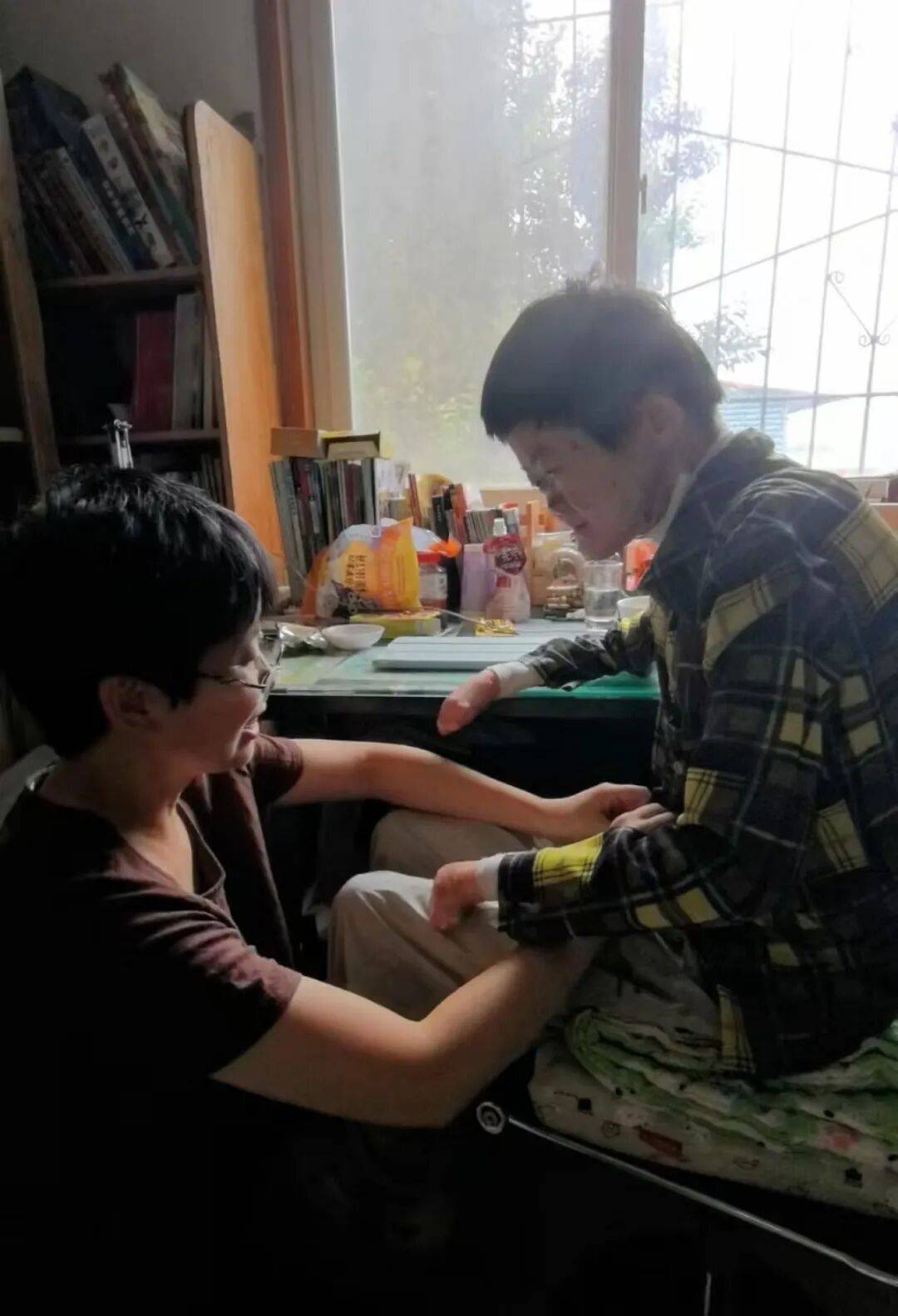 医生断言“活不过2岁”的郑州罕见病女孩,24岁“带伤出征”,开启西藏之行