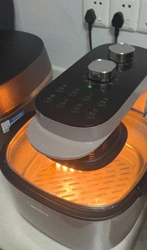 说好的“365天只换不修”呢？美的售后被曝套路深：付款记录、超市小票全被拒