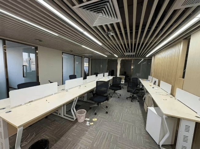 突然爆雷，深圳总部已人去楼空，有人投入700多万元……