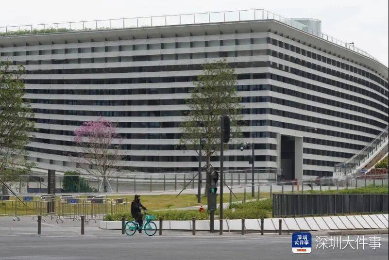 已撤下！深圳网红地标火速拆除争议招牌，曾连夜发公开信